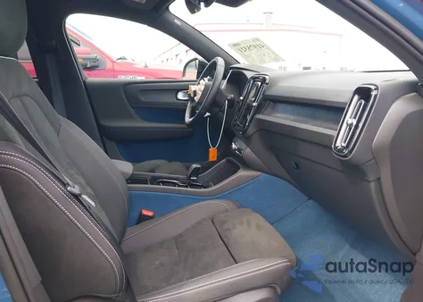 2023 Volvo Xc40 Recharge Pure Electric Twin Ultimate из США, поврежденный, VIN YV4ED3UM9P2012880